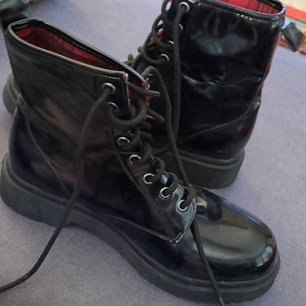 Bongo boots